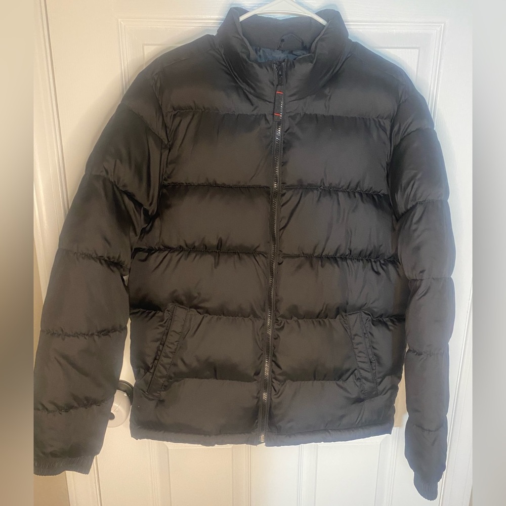 NWT Women’s Old Navy Black Puffer Jacket